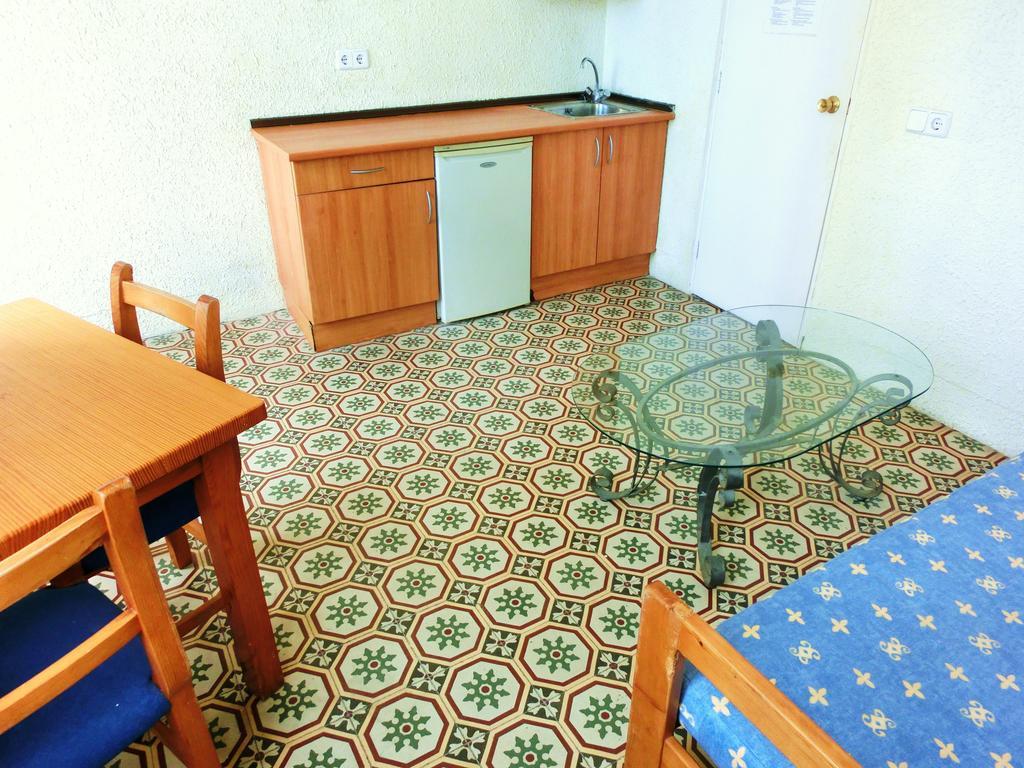 Hostal Terramar Palma de Maiorca Quarto foto