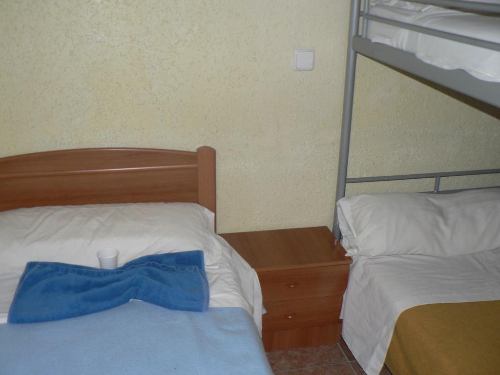 Hostal Terramar Palma de Maiorca Quarto foto